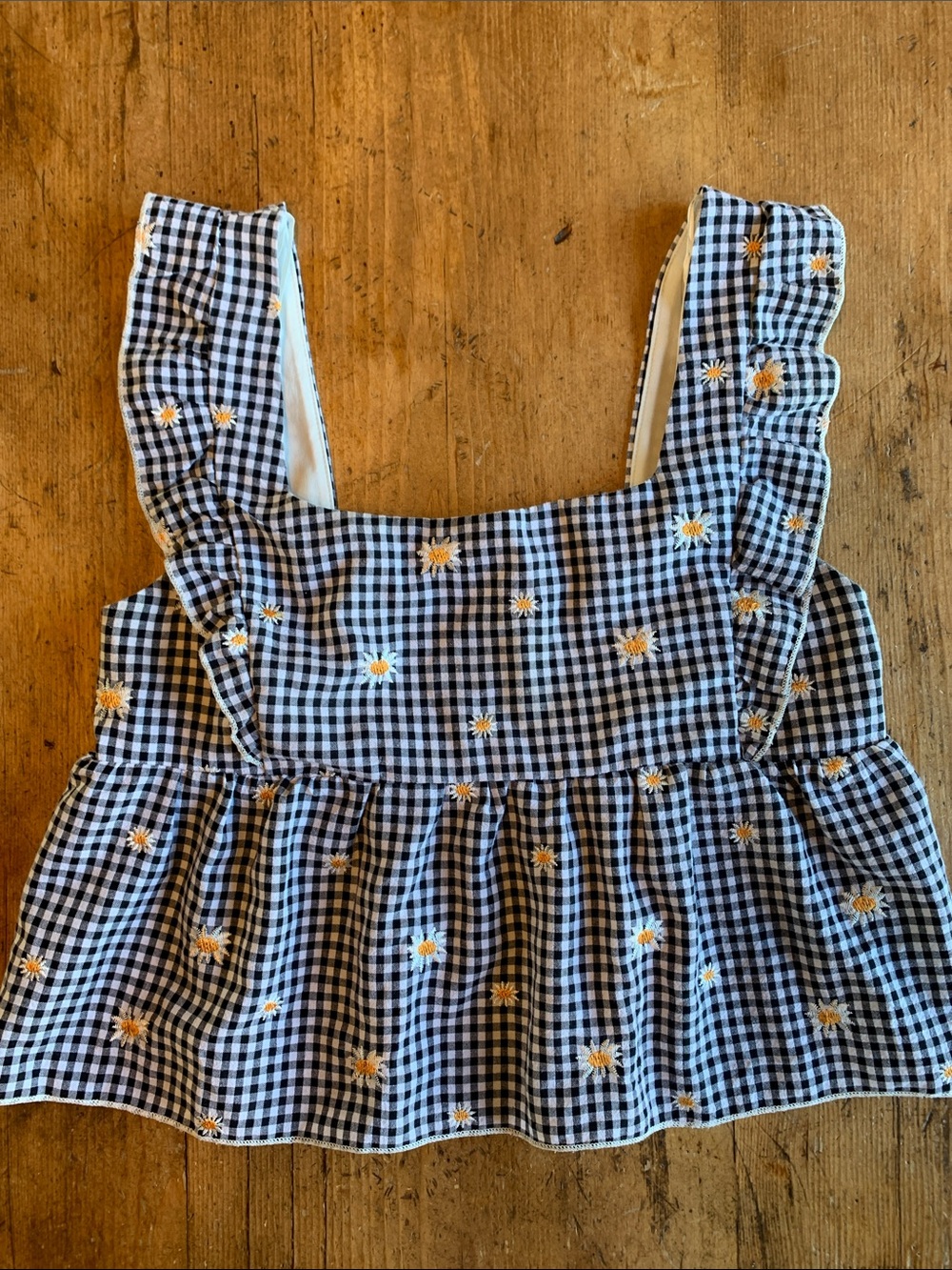 Gingham Daisy Embroidered Crop Top - Black/White